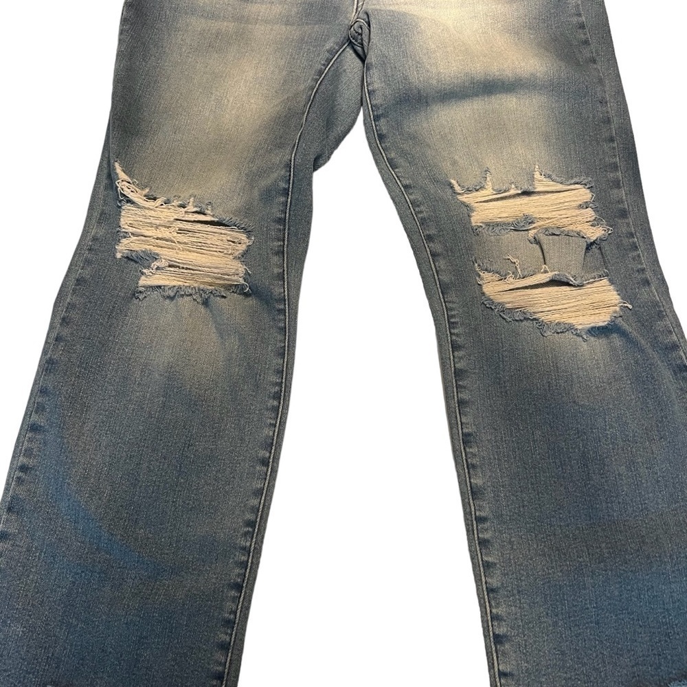 JUDY BLUE Distressed Straight Cropped Jeans Size 9/29 — gently worn - Picture 6 of 11